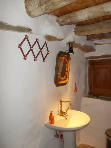 Hostal Cyclades Olive Museum's Guest House