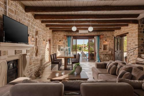 Agnes Villa, Unrivalled Living!