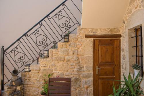 Evridiki's House Apartment And Studio