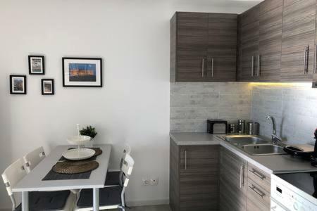 Apartamento Sunny Seaside Cozy Home