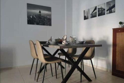 Galaxy Home Comfort Apartment In Piraeus