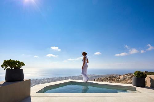 Villa Santorini Sky, The Lodge