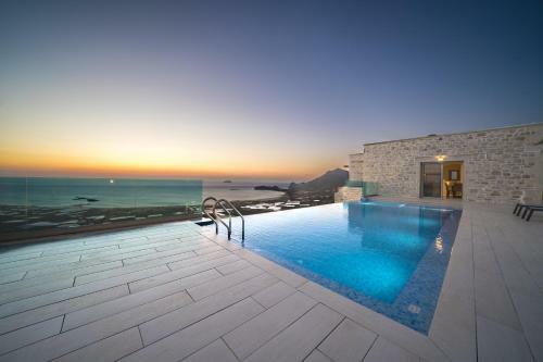 Nafsika Xenia Luxury Villas