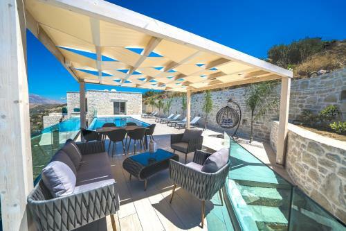 Nafsika Xenia Luxury Villas