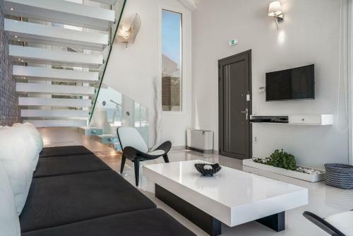 Luxury Villa Cavo Mare Thalassa With Private Pool & Jacuzzi