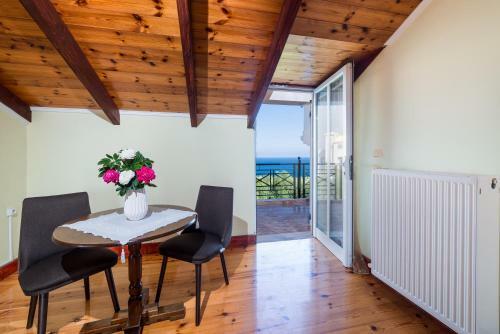 Soso's Sea View Apartment