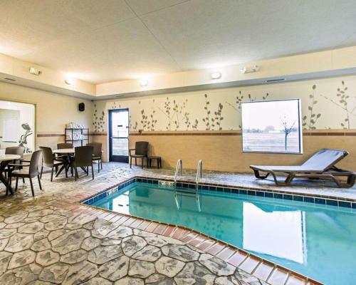 Hotel Sleep Inn & Suites Cave City