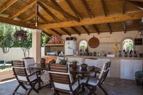 Apartamento Potamos Riviera House By Hotelius