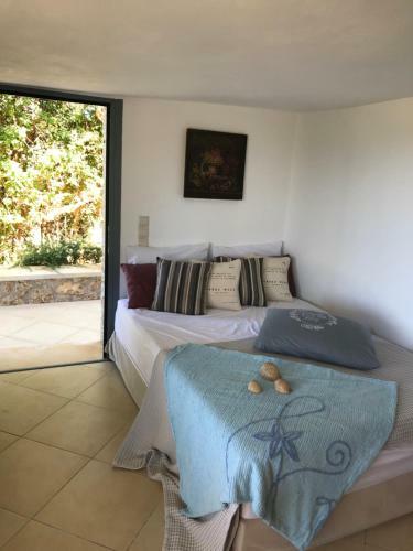 Myrtoan Pelagos Villa