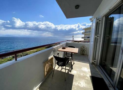 Apartamento Nice Seafront Flat - Beach, Port & Athens Airport