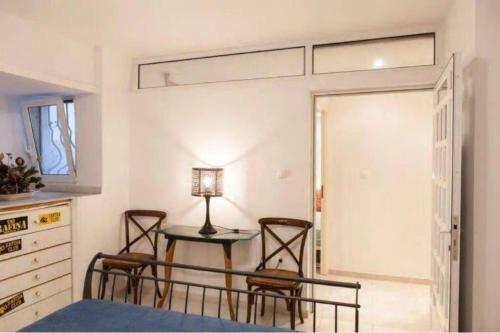 Exotic Apartment 1 Min From Marikes Beach