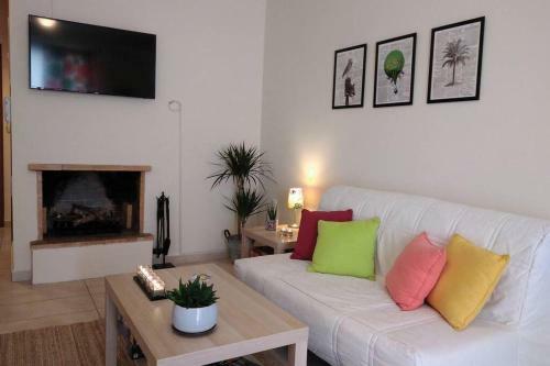 Aloe Apartment In Askeli