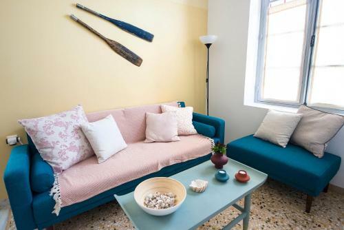 Aquarella-fairytale Apartment With Sunset View