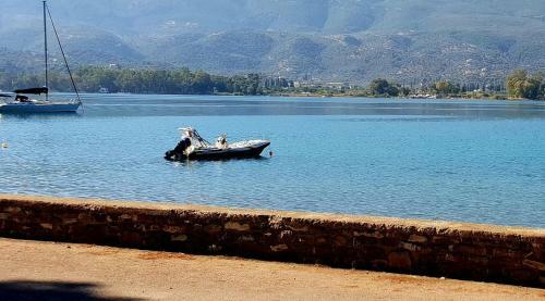 Poros Neorion Apartment