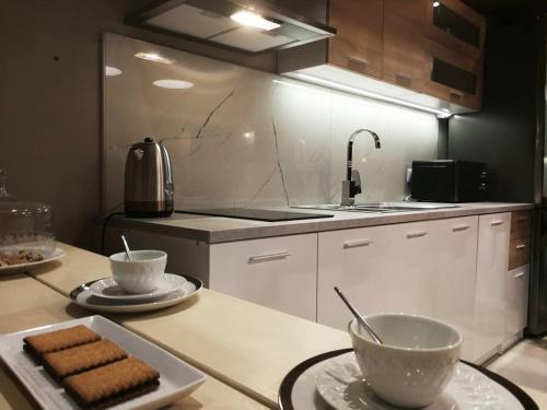 Modern Historical Center Apartment In Preveza 75m2