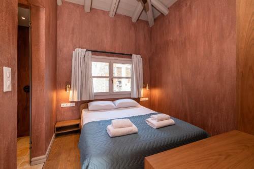 Eclectic And Secluded Estate, Villa Aegis