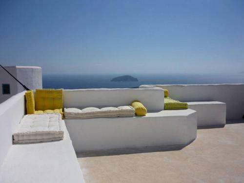 Alexis Small Villa With Spectacular View