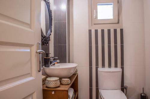 Anastasis Luxury Villa Andros With Heated Pool