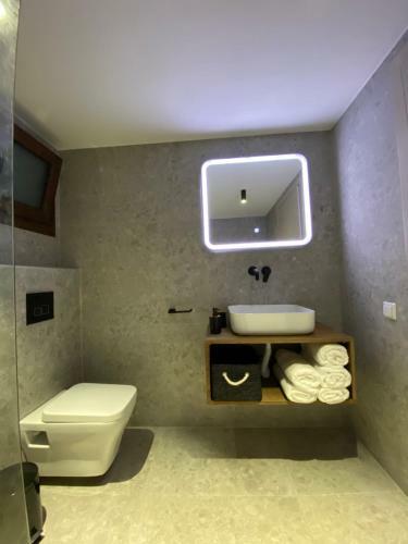 Thespis Villa 2