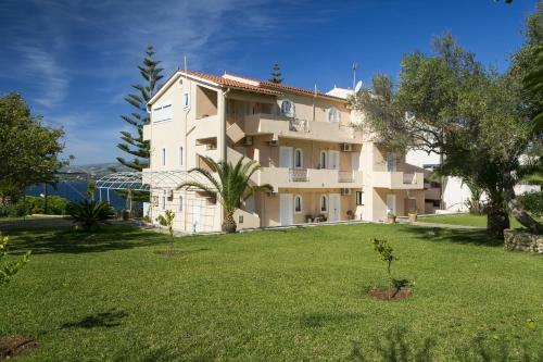 Panorama Fanari Studios And Apartments