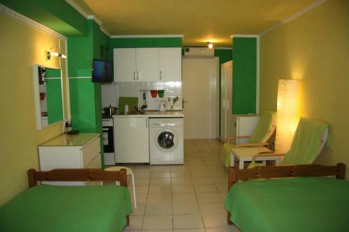 Andrew's Apartments