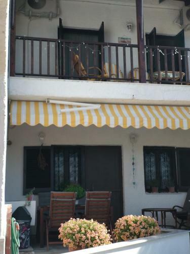 Apartamento Strandhaus Mit Meerblick In Skala Fourkas