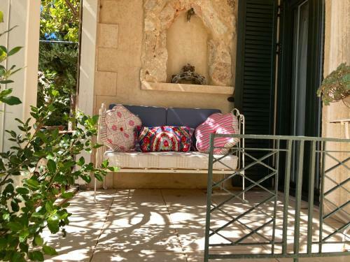 Olive House Traditional Villa With Pool