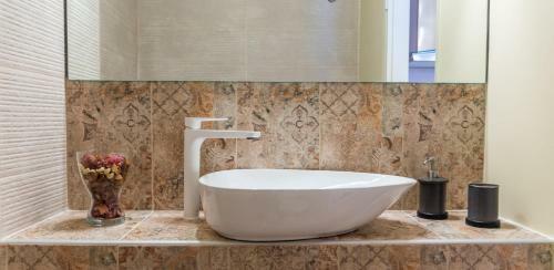 Apartamento Sitia Old Port Studio - 3min Walk To Beach - AC - Wifi