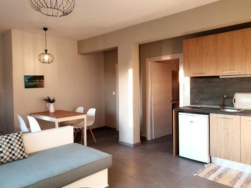 Notos Apartment
