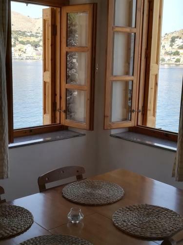 Overthe Sea Apartments