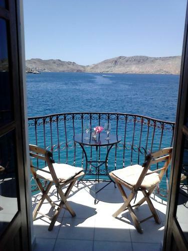Overthe Sea Apartments