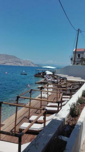Overthe Sea Apartments