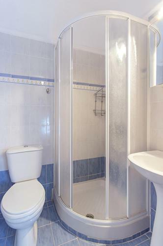 Adonis Apartman