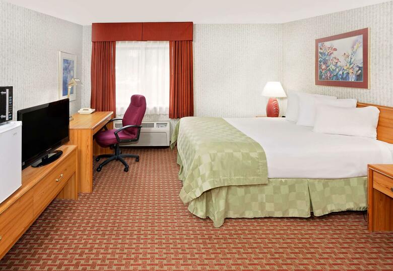 Hotel Baymont Inn & Suites St. Joseph - Stevensville
