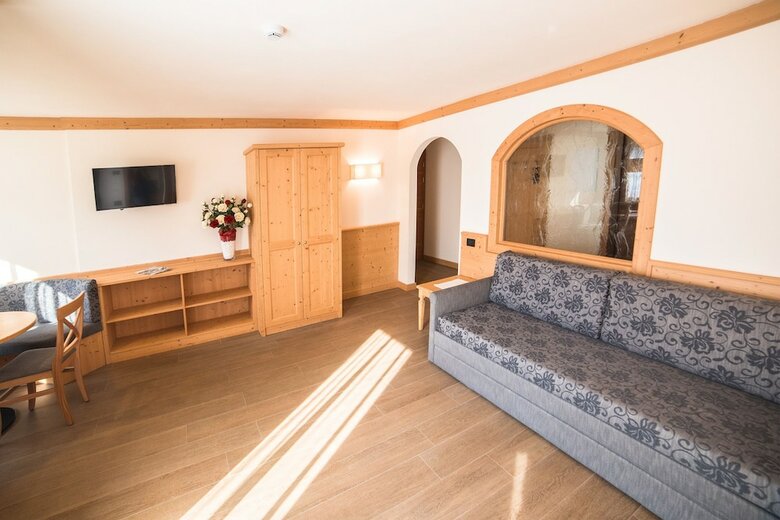 Hotel Garn� Paradisi