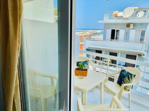 Korona Beach Apartments I Sea View Studio