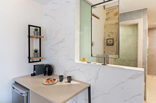 Hotel Mitos-suites