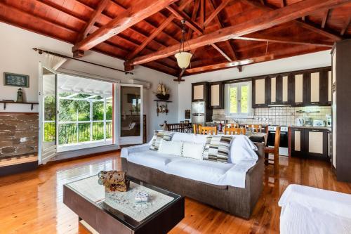 Santa Marina Villa
