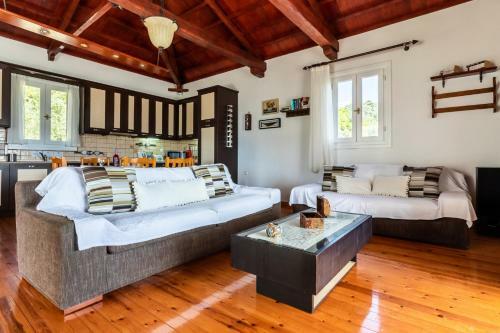 Santa Marina Villa