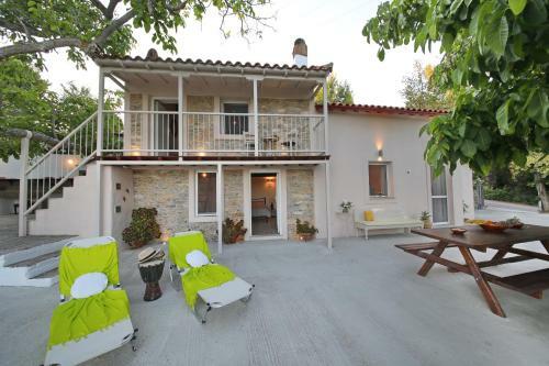 Pyrgos Country House
