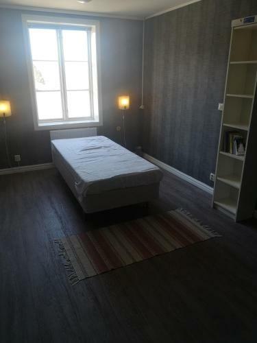 Astoria House