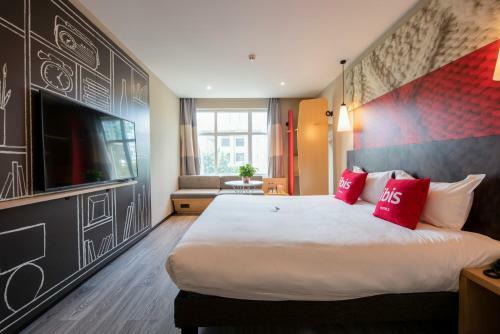 Ibis Xi'an Small Goose Pagoda Hotel