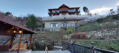 Ratananjali, Luxury 3bhk Mountain Villa, Hartola, Mukteshwar