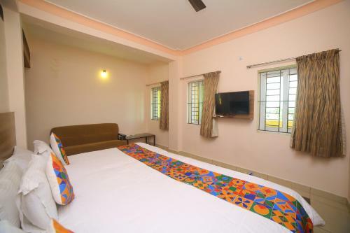 Hotel Radha Residency