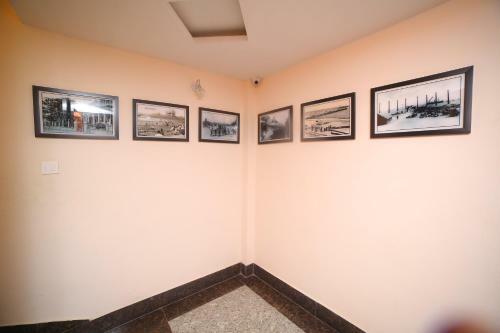 Hotel Radha Residency