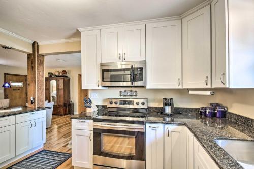 Cozy Pensacola Home With Yard 3 Mi To Downtown