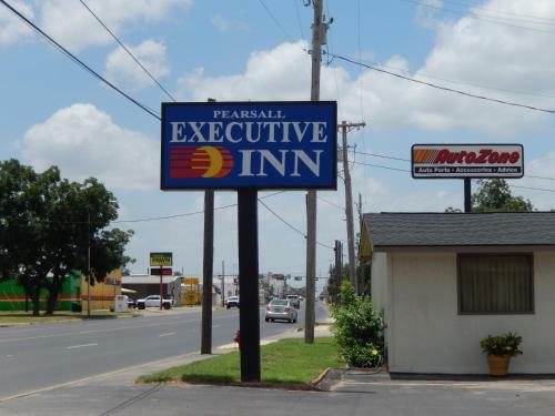 Motel Executive Inn Pearsall