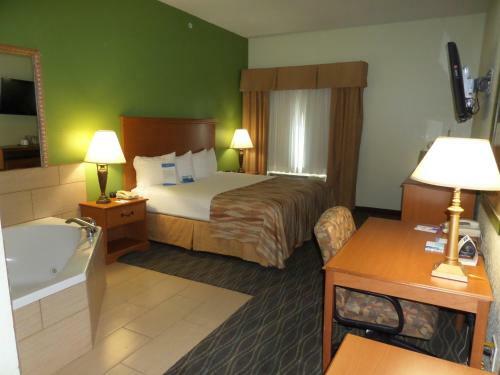 Hotel Baymont Inn & Suites