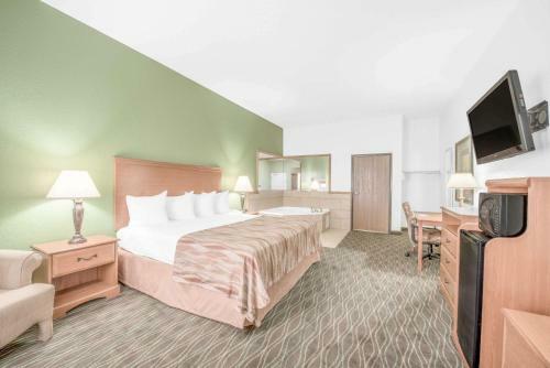 Hotel Baymont Inn & Suites