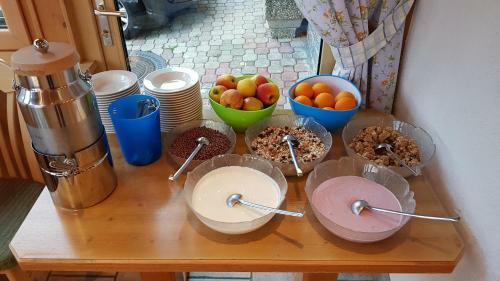 Hostal Gasthof Sch�ntal